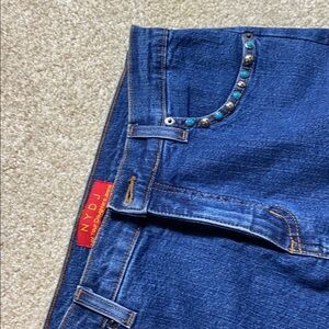 NYDJ  (not your daughter‘s jeans.)